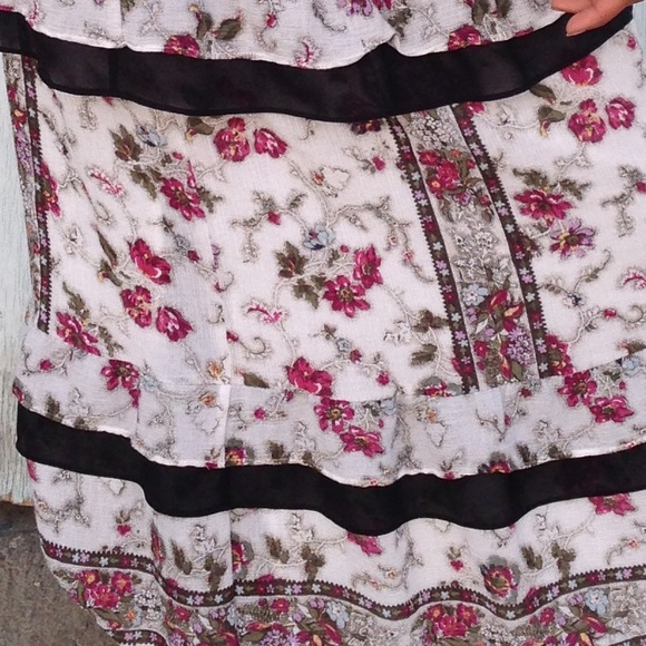 NWOT Club Monaco maxi tiered skirt size 0 - Picture 3 of 6